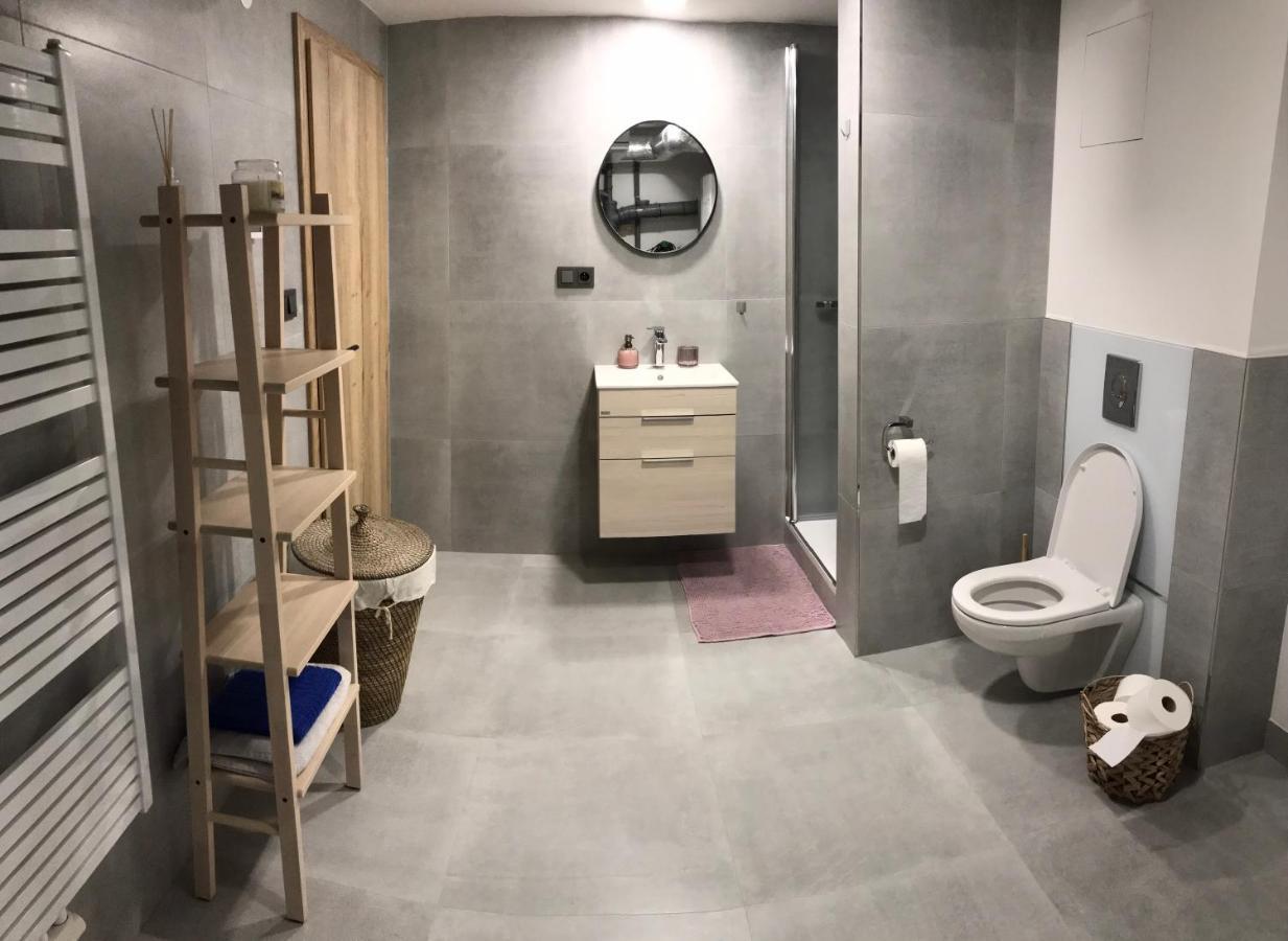 Soukromy Pokoj S Kuchyni A Koupelnou V Radovce Nove Mesto na Morave Dış mekan fotoğraf